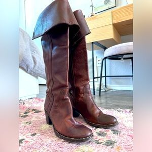FRYE BOOTS, Sz. 8, dark brown oiled leather; can be over-knee or knee-high